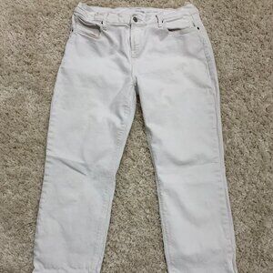 Old Navy women's white boyfriend mid rise jeans